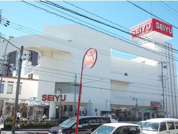 近くに施設あり