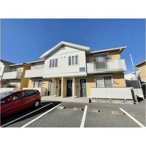 カーサソレアードB棟の外観画像