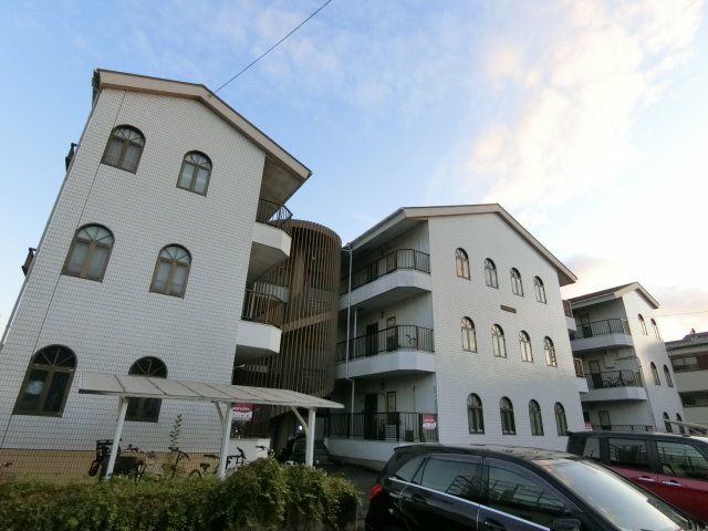 川口第一マンションの外観画像