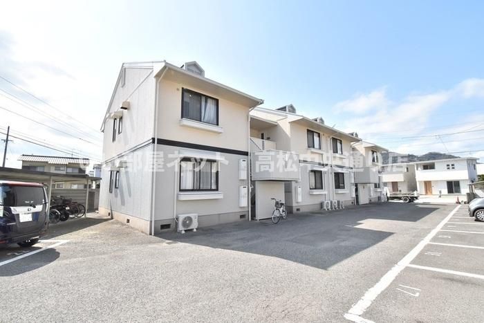 ドミール円座 B棟の外観画像