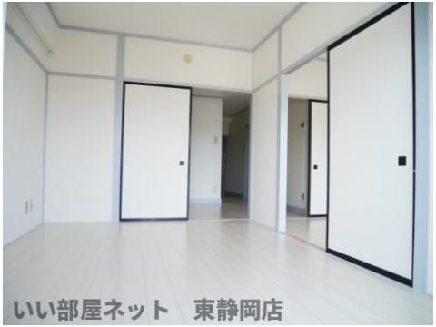 洋室