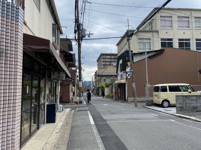 近くに施設あり