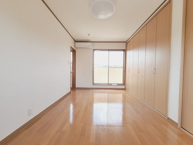 洋室