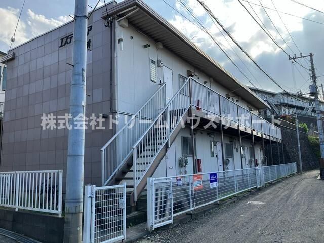 エステートピア追浜の外観画像