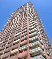 オーベルタワー川口コラージュの外観画像