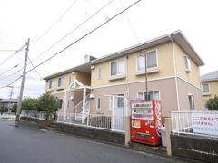 フレグランス学園台 B棟の外観画像