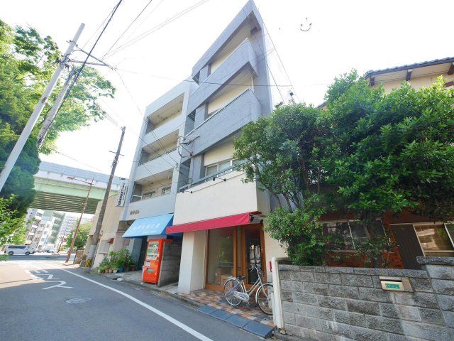 水上ビルの外観画像