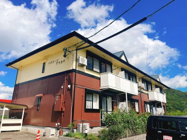 パストーンアラカワの外観画像