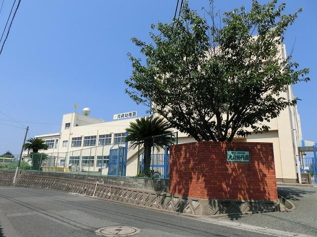 光貞幼稚園(440m)