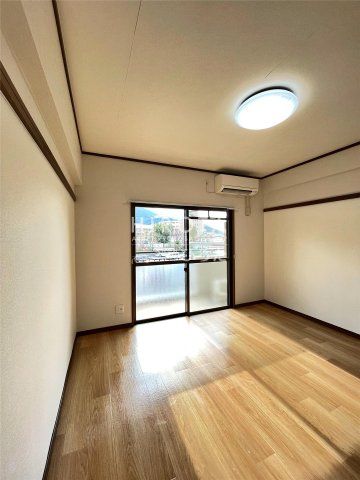 富野中学校(950m)
