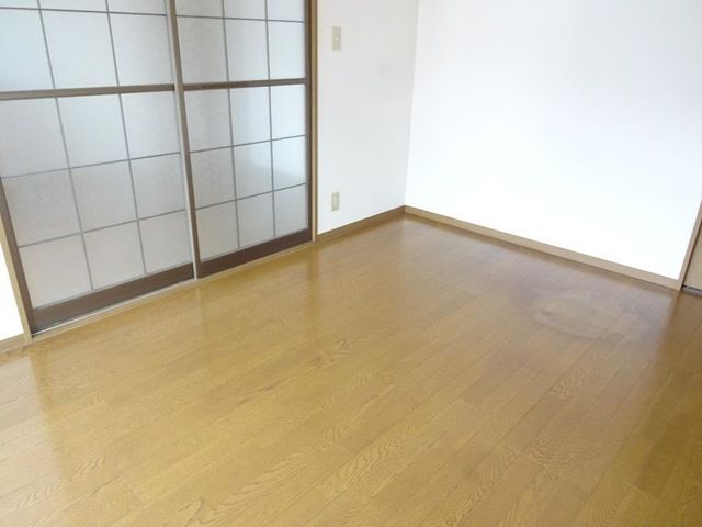 ベッドルーム