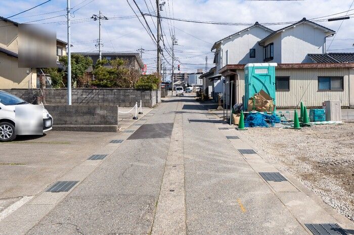 近くに施設あり