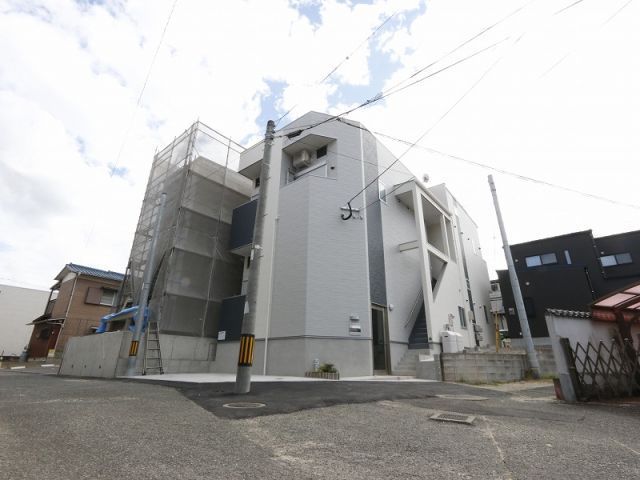 ハーモニーテラス和白駅前の外観画像
