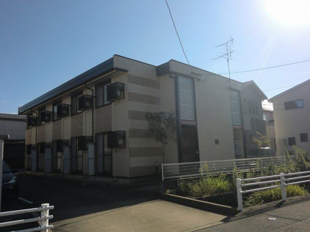 レオパレスウエストパークの外観画像