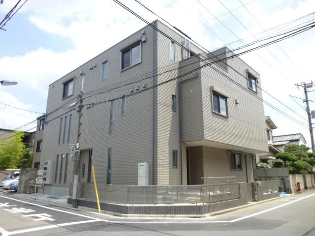 サンドリヨンの外観画像