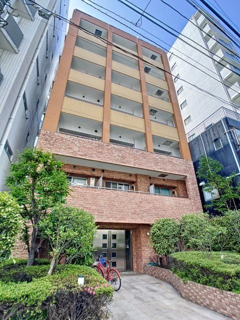 ラグジュアリーアパートメント三田慶大前の外観画像