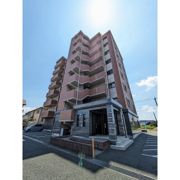 Est unの外観画像