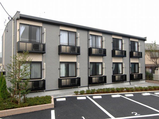 レオパレスOKEYAの外観画像