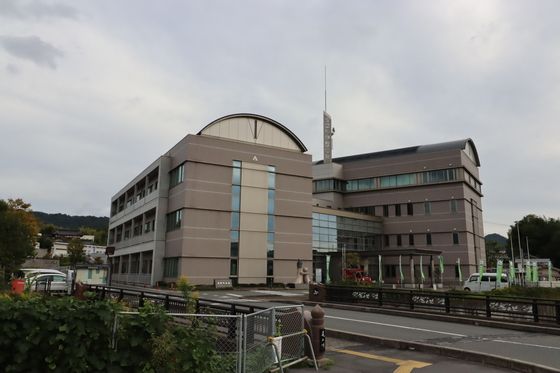近くに施設あり