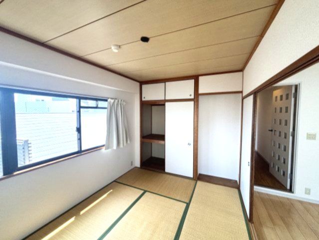 ベッドルーム