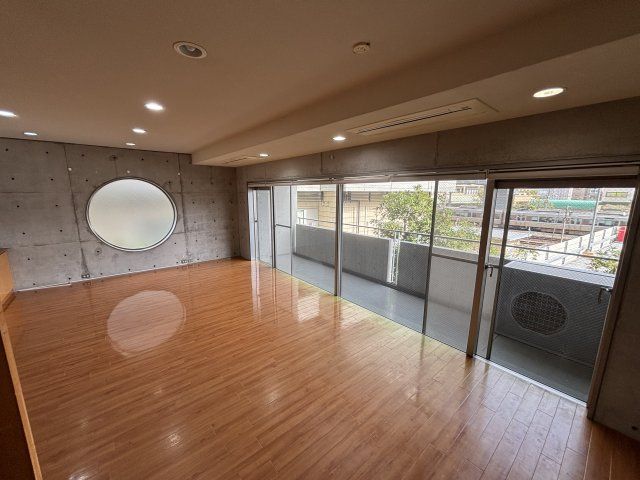 洋室