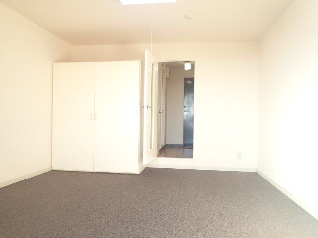 ベッドルーム