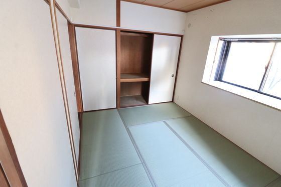 ベッドルーム
