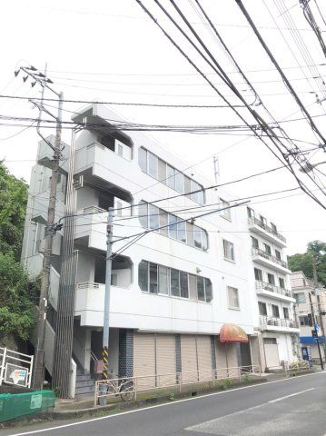 ★令和3年4月内装リフォーム済★田浦駅前マンションの外観画像