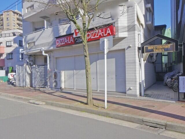 近くに施設あり