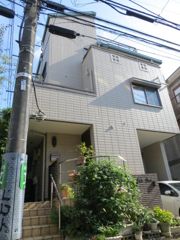 イースト・ガーデンの外観画像