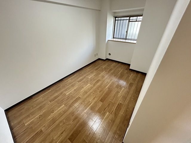 ベッドルーム