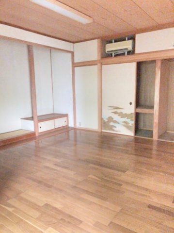 ベッドルーム