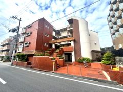 シャトード本山の外観画像