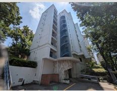 シャンボール山手B棟の外観画像