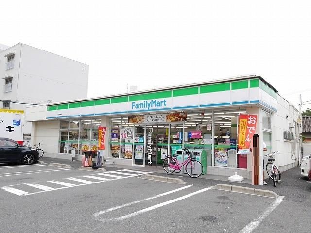 ファミリーマート小倉真鶴店(500m)