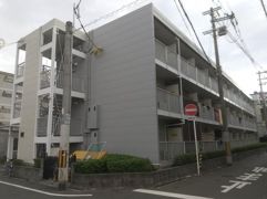 レオパレススリーアローズの外観画像