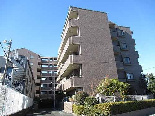 ドラゴンマンション西高島平壱番館の外観画像