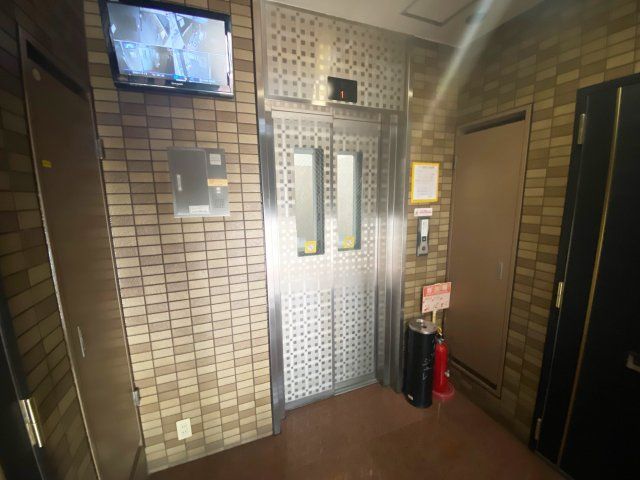 ロビー