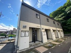 レオパレス五月丘の外観画像