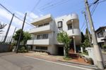 中沢マンションの外観