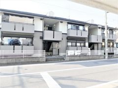 オイコス 参番館の外観画像