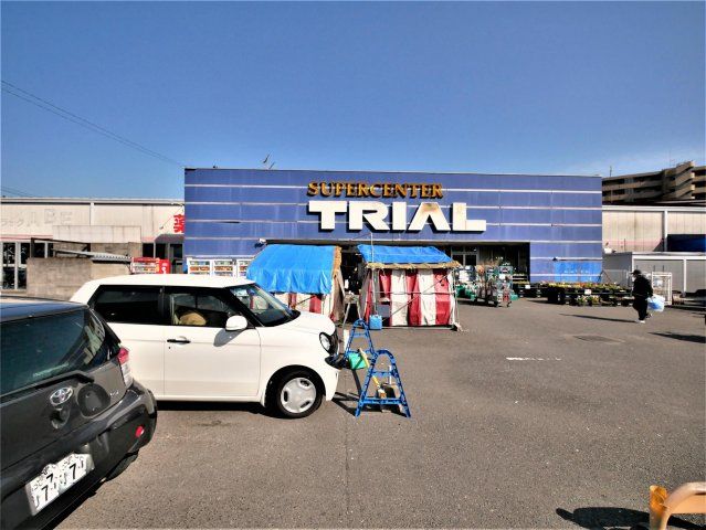 スーパーセンタートライアル北九州空港バイパス店(1190m)