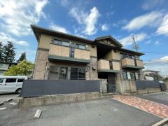 グランシャリオ B棟の外観画像