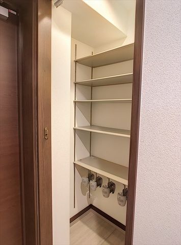 収納
