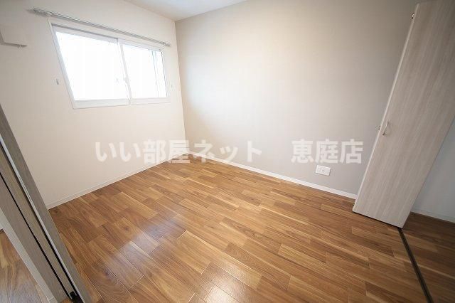 ベッドルーム