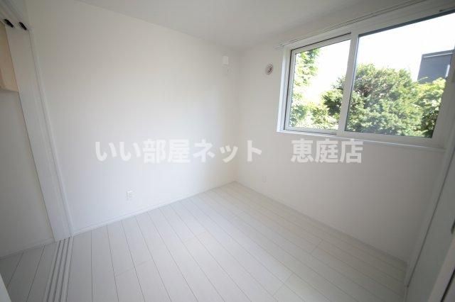 ベッドルーム
