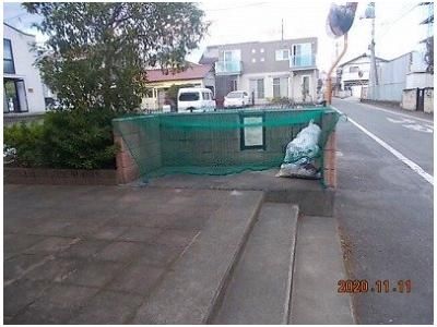 近くに施設あり