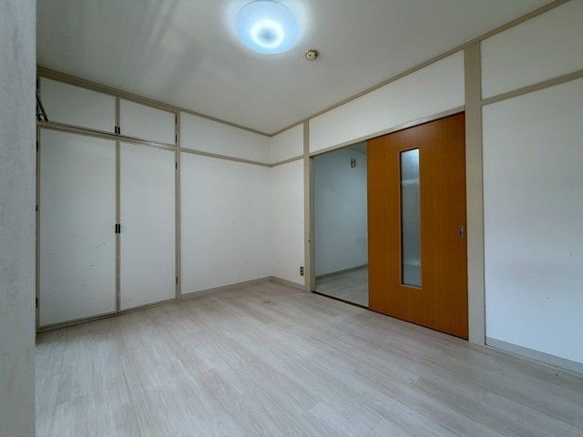 ベッドルーム