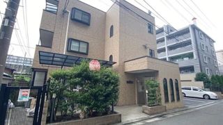 ラティーダ下並木の外観画像