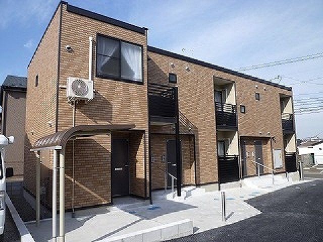 レオネクストにいざか通りの外観画像